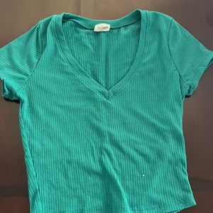 V neck blue/green crop